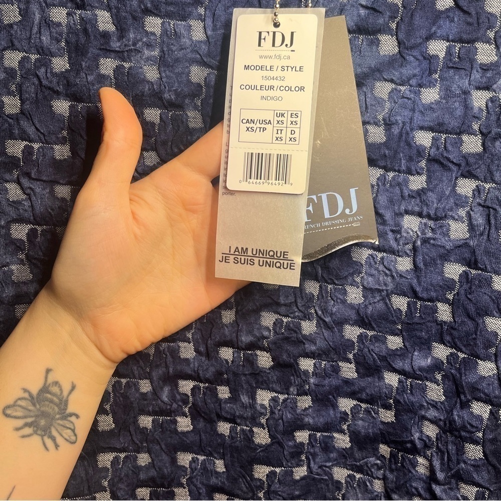 NWT FDJ 3/4 Sleeve Mock Neck Shirt - Picture 3 of 6